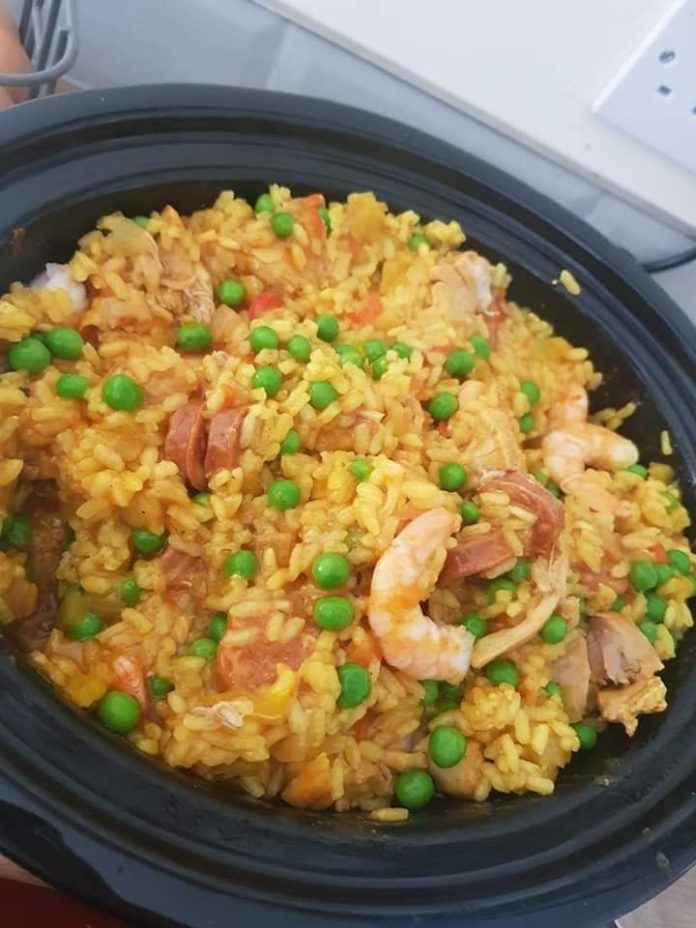 Slow Cooker Paella acoking