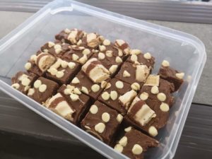 Kinder Bueno and Cadburys fudge turned out great! 