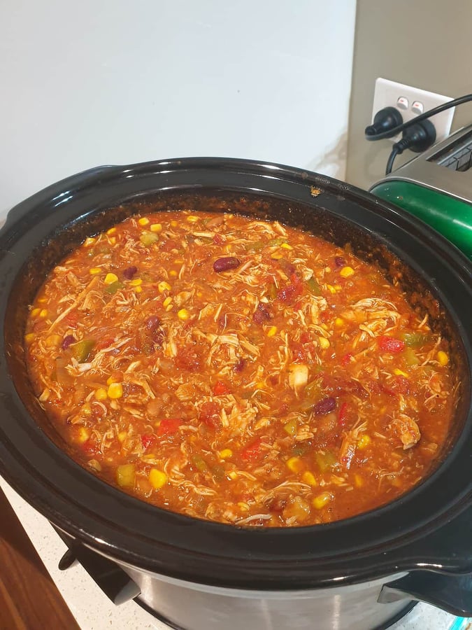 SPICY MEXICAN PULLED CHICKEN 