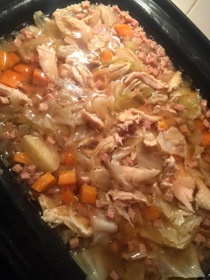 chicken bacon and vegetable soup in the slow cooker