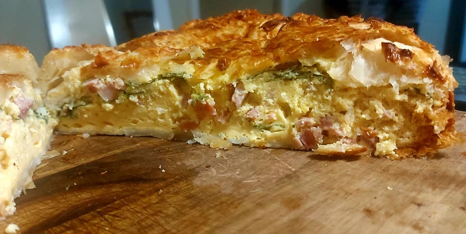 Slow Cooker Bacon And Egg Pie