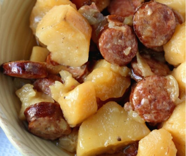 Crockpot Sausage & Potatoes