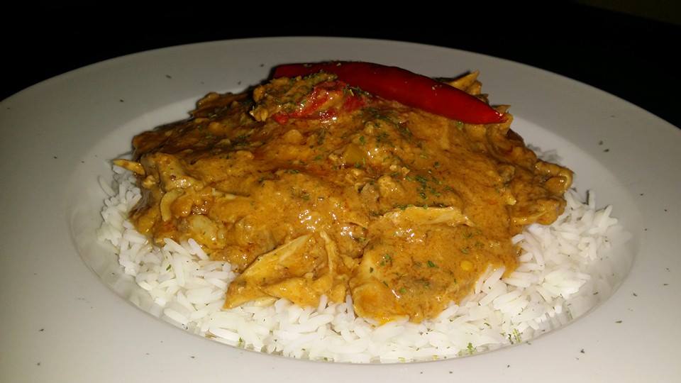 African Chicken in Coconut Sauce - Portuguese Recipe