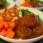 Beef Patties in Tomato Sauce