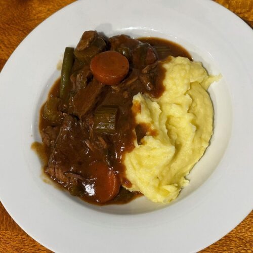 Beef and Veggie Gravy Casserole