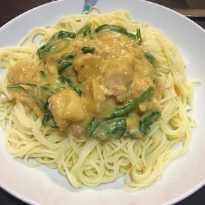 Satay Chicken & Spinach (Slow Cooker)