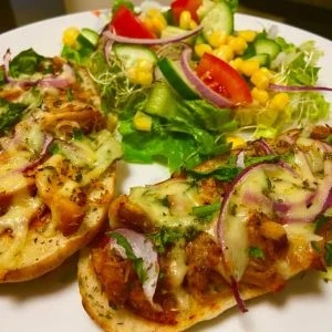 Shredded Chicken Pizza Topper