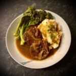 Slow Cooker Beef Rissoles in Yummy Gravy